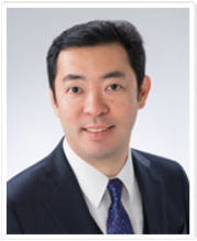 Giáo sư Tsukahara Kiyoaki