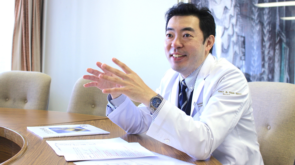 Giáo sư Tsukahara Kiyoaki